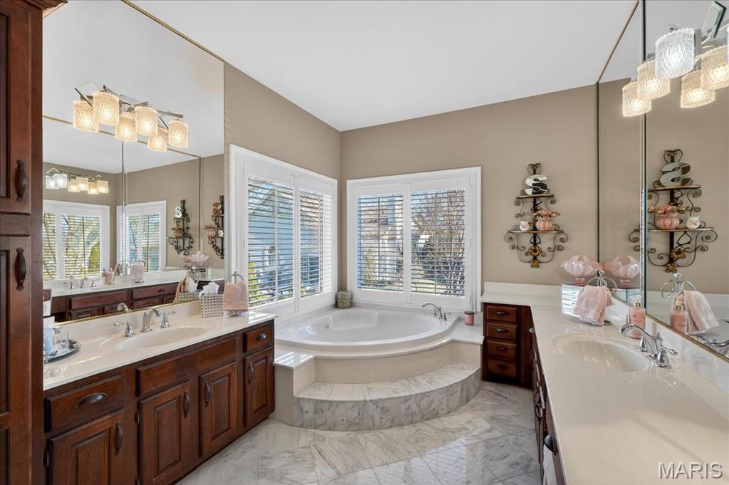 Oaktree Estates - Residential