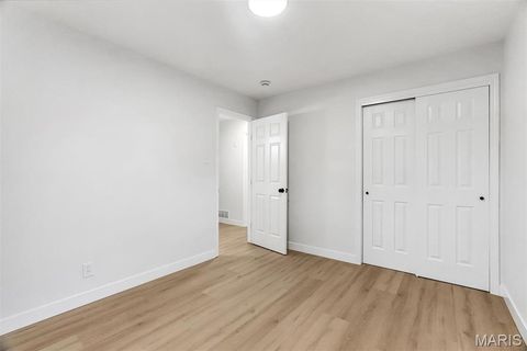 Tiny photo for 612 Sessions Avenue, Crestwood, MO 63126 (MLS # 26031243)