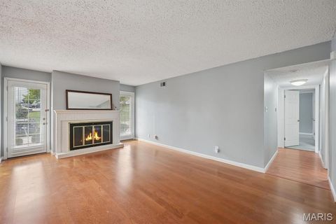 Tiny photo for 14443 Bantry Lane #1, Chesterfield, MO 63017 (MLS # 25064437)