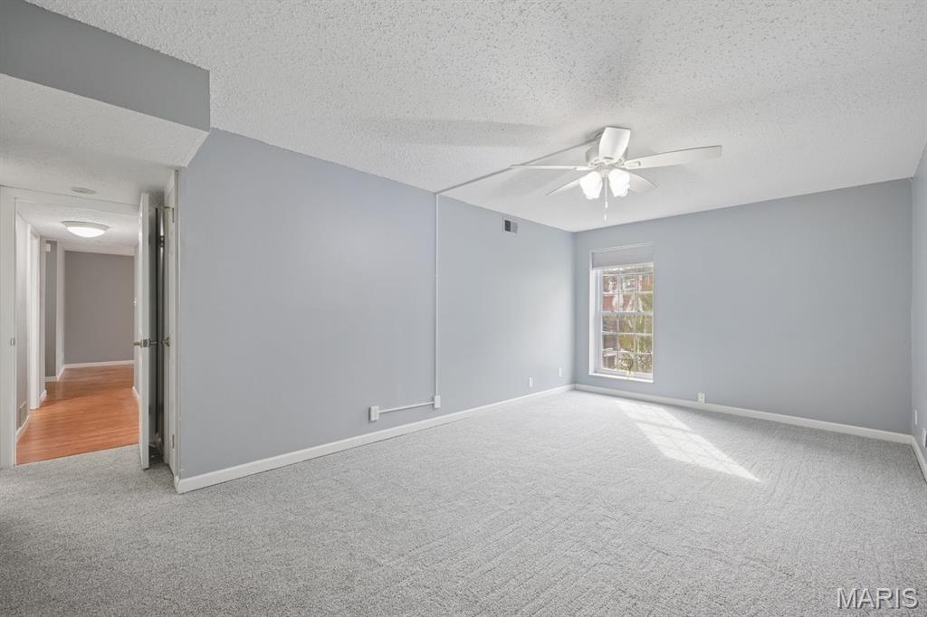 Manors At Village Green Condo - Residential