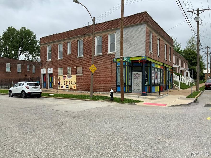 This is a free-standing mixed-use mercantile and apartment building located in a quiet residential area of Hamilton Heights. The property encompasses approximately 4,006 square feet and sits on a 3,080 square foot lot.
The ground floor is currently leased to a daycare, which utilizes the fenced-in rear yard as a playground. Precious Circle of Friends Learning, the current tenant, has been renting the property since 2022. They hold a 5-year lease that expires on February 28, 2027, paying $2,500 per month on a triple net (NNN) basis. The daycare is licensed to care for 28 children from birth to 5 years old.
On the second floor, there is a two-bedroom apartment. According to Trulia, market rents for similar apartments range from $1,000 to $1,500 monthly, making this an attractive investment opportunity. Location: City, Corner Location