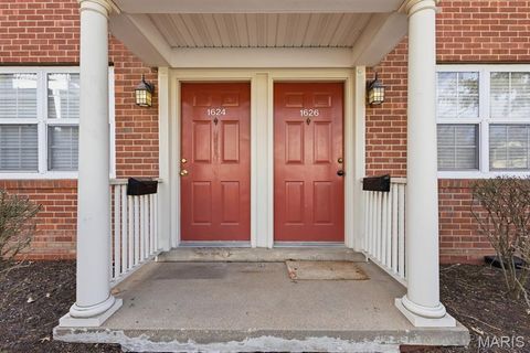 1624 E Swan Circle Brentwood MO 63144