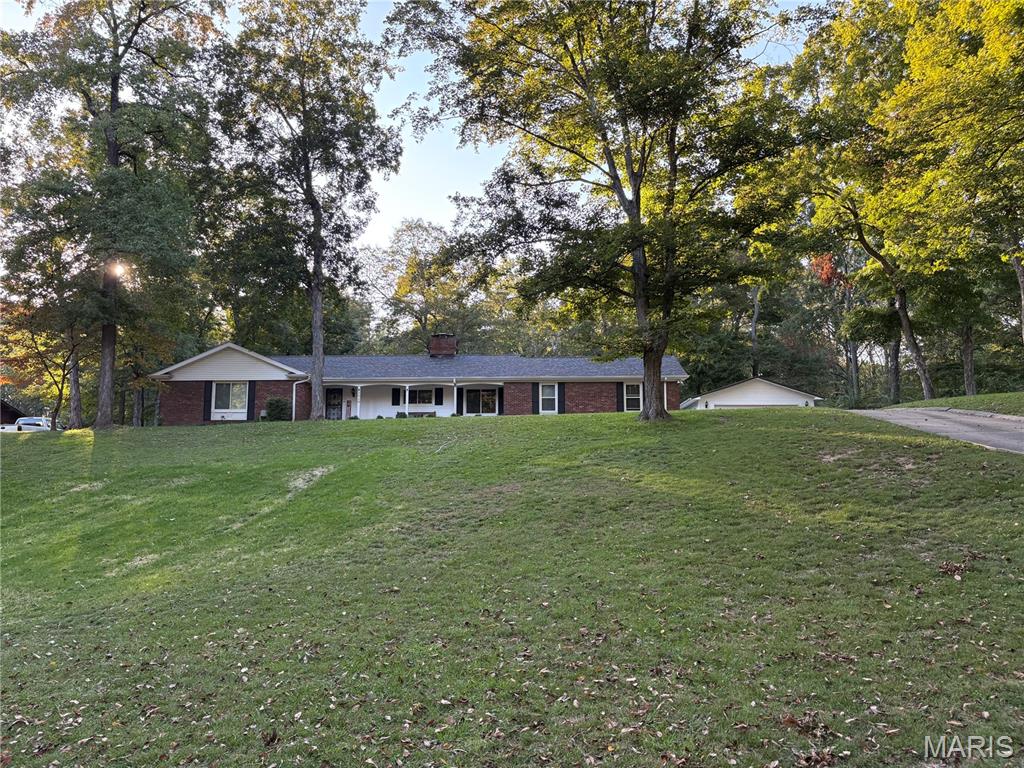 1519 Sylvan Lane