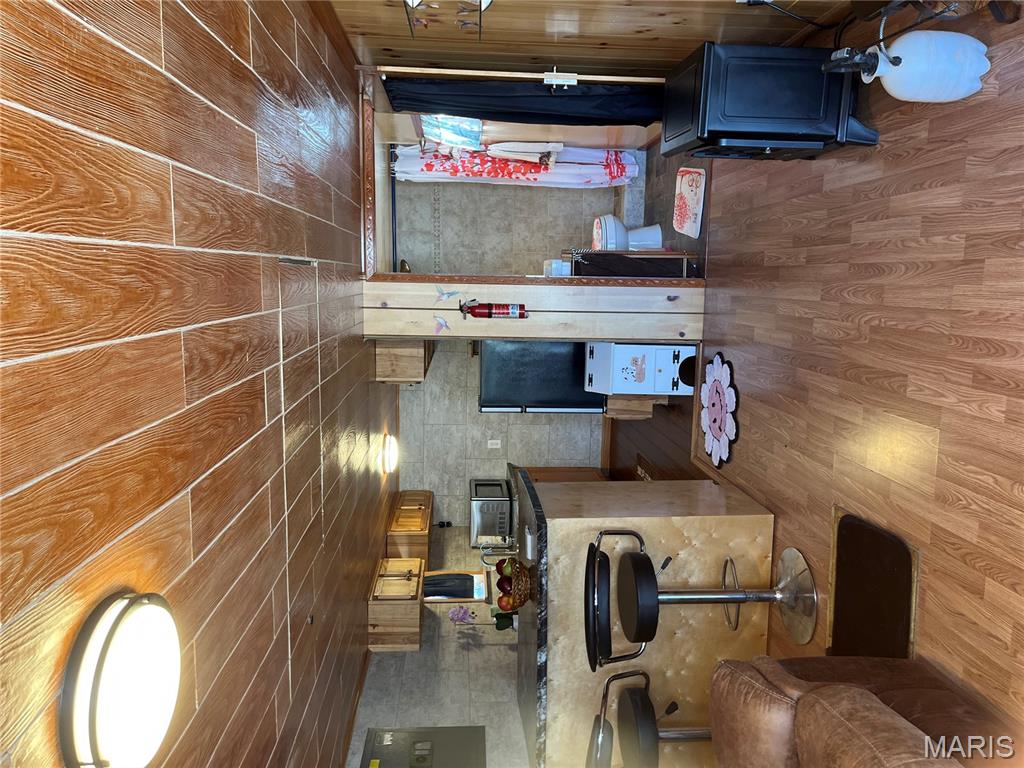 Lake Hanna - Residential