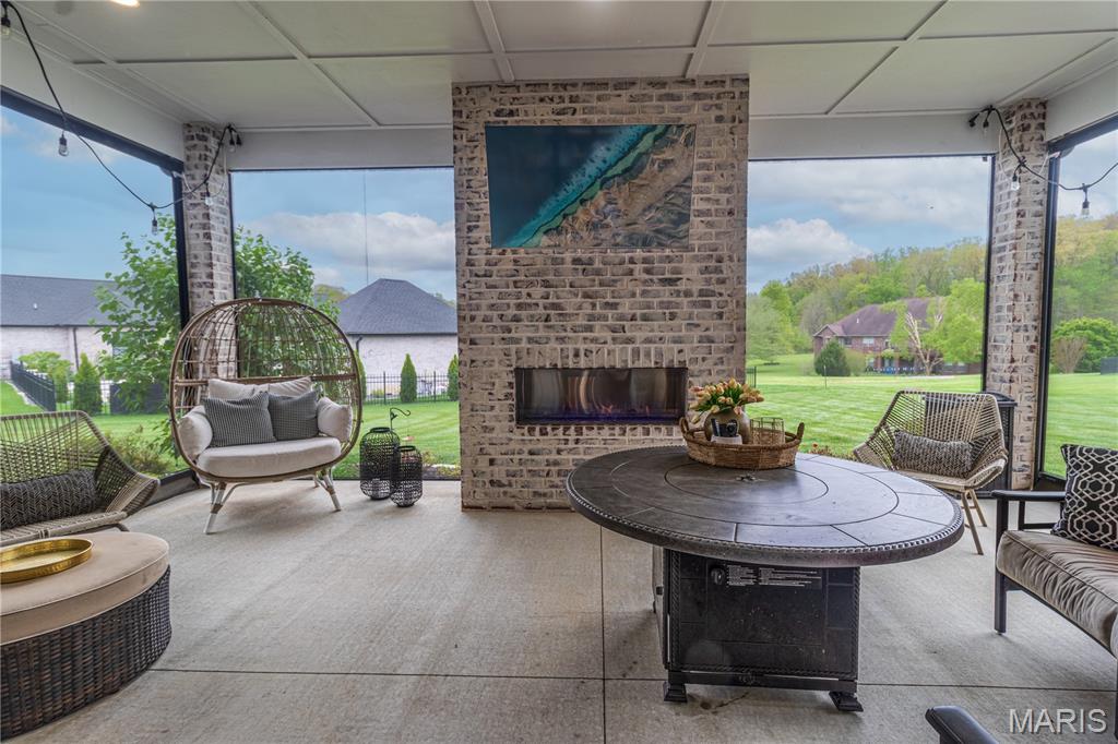 Whispering Oaks Amd Sub - Residential