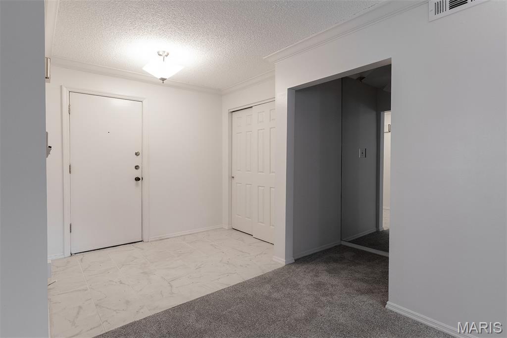 970 N Spoede Road 17