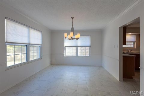 Tiny photo for 970 N Spoede Road #17, Creve Coeur, MO 63146 (MLS # 25082047)