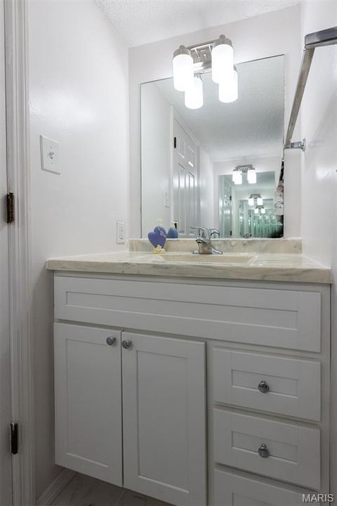 Tiny photo for 970 N Spoede Road #17, Creve Coeur, MO 63146 (MLS # 25082047)