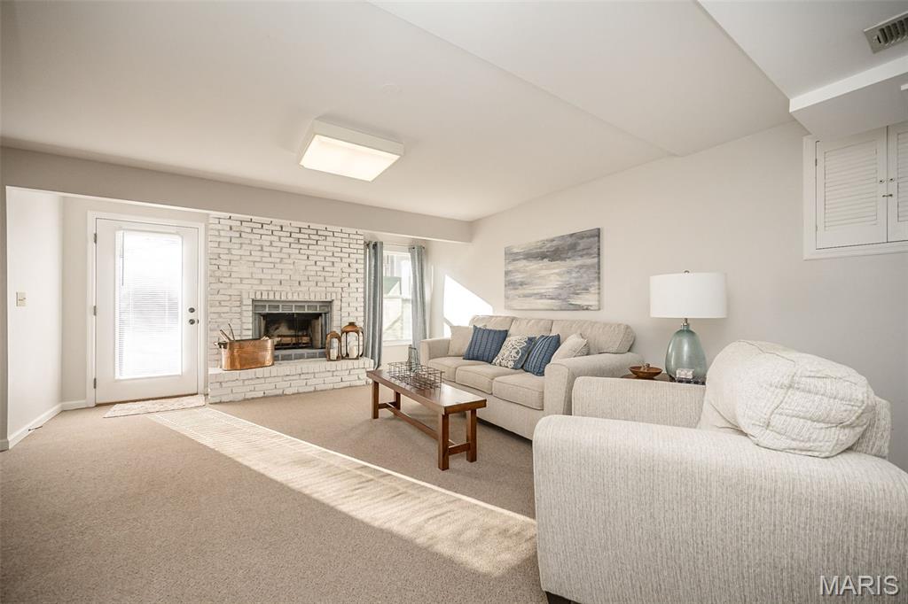 Treetop Condo Ph Ii - Residential