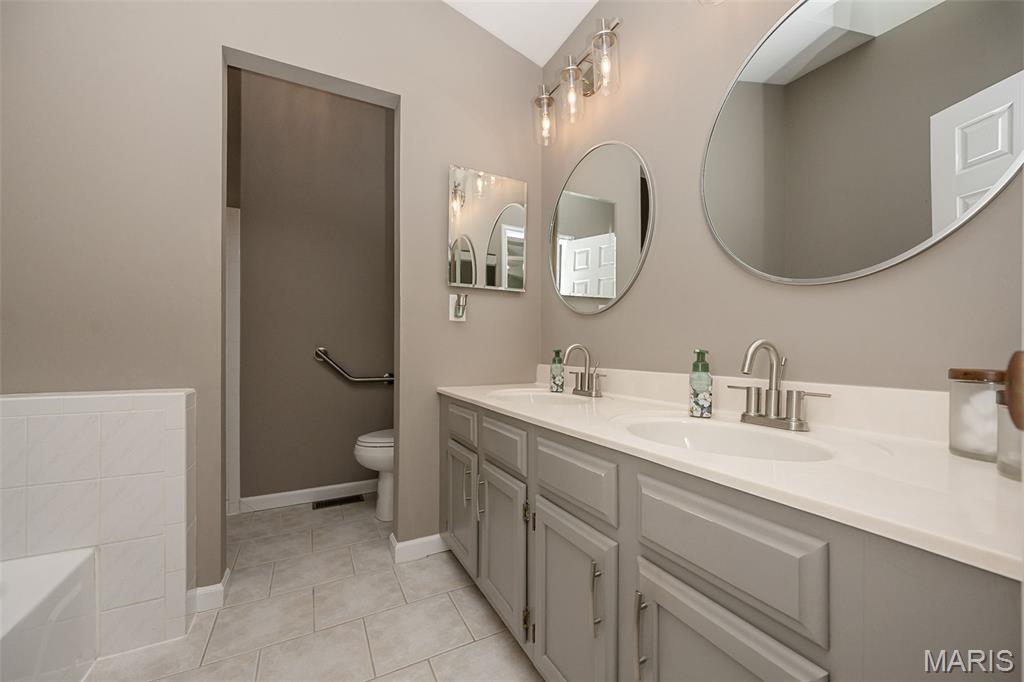 Treetop Condo Ph Ii - Residential