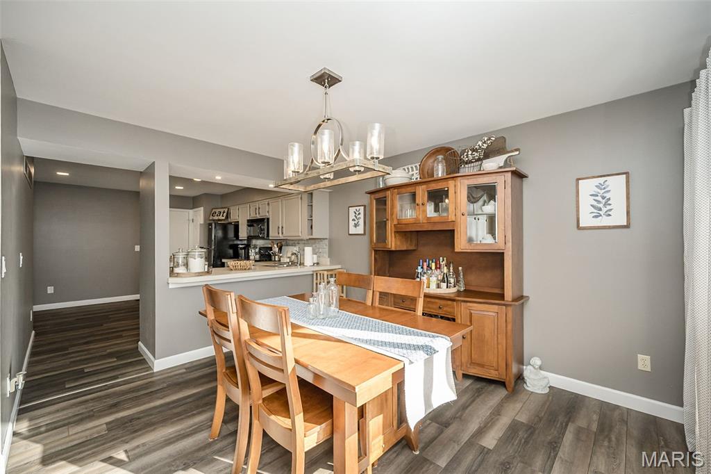 Treetop Condo Ph Ii - Residential