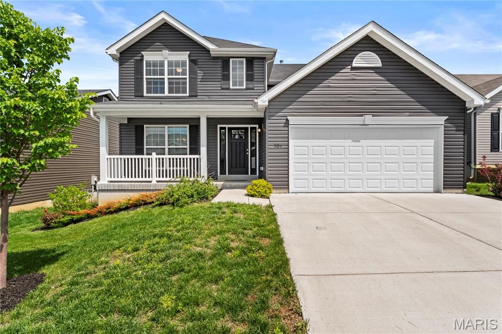 Photo of 204 Stone View Court, Fenton, MO 63026 (MLS # 26025214)