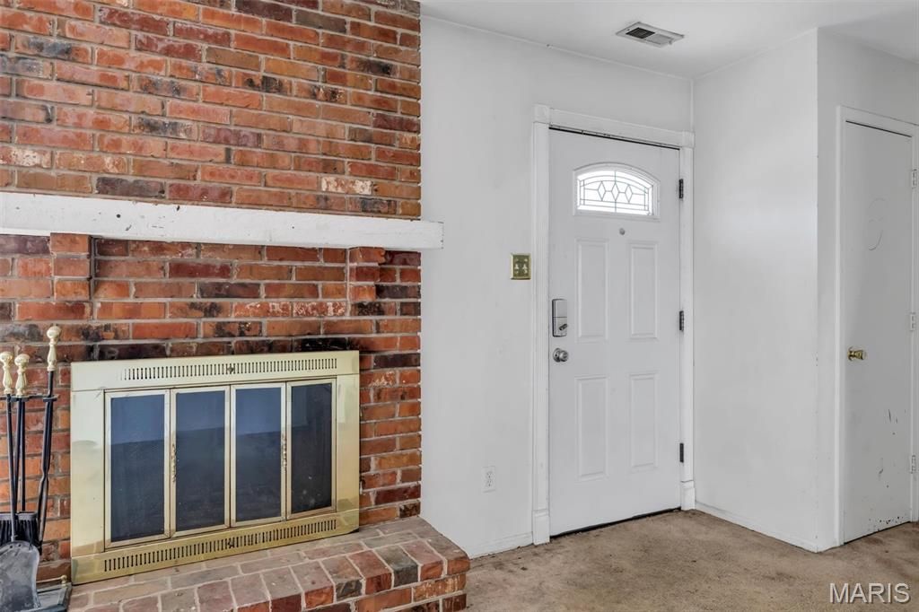Photo of 21 Park Charles Boulevard S #B, St Peters, MO 63376 (MLS # 26025042)