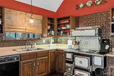 Tiny photo for 130 Rolling Hills Drive, Washington, MO 63090 (MLS # 25062259)