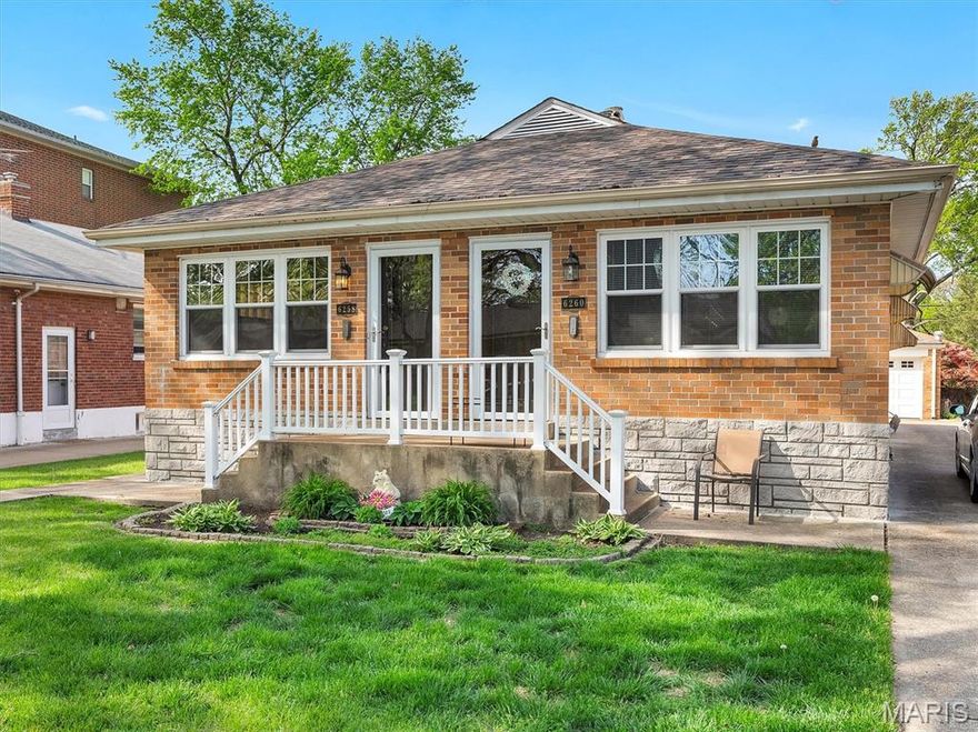 Well-maintained and beautifully updated duplex offering great versatility! Each side features a spacious one-bedroom one bathroom layout with a partially finished lower level. One unit includes a full kitchen, full bath, and additional sleeping area in the basement, while the other offers extra living space and a full bathroom in the lower level. Laundry is available on both sides for added convenience. Detached garage included. Great location close to shopping and restaurants
 ***DO NOT GO IN TENANTS BEDROOM IF DOOR IS CLOSED.*** THERE IS A  DOG IN BEDROOM!