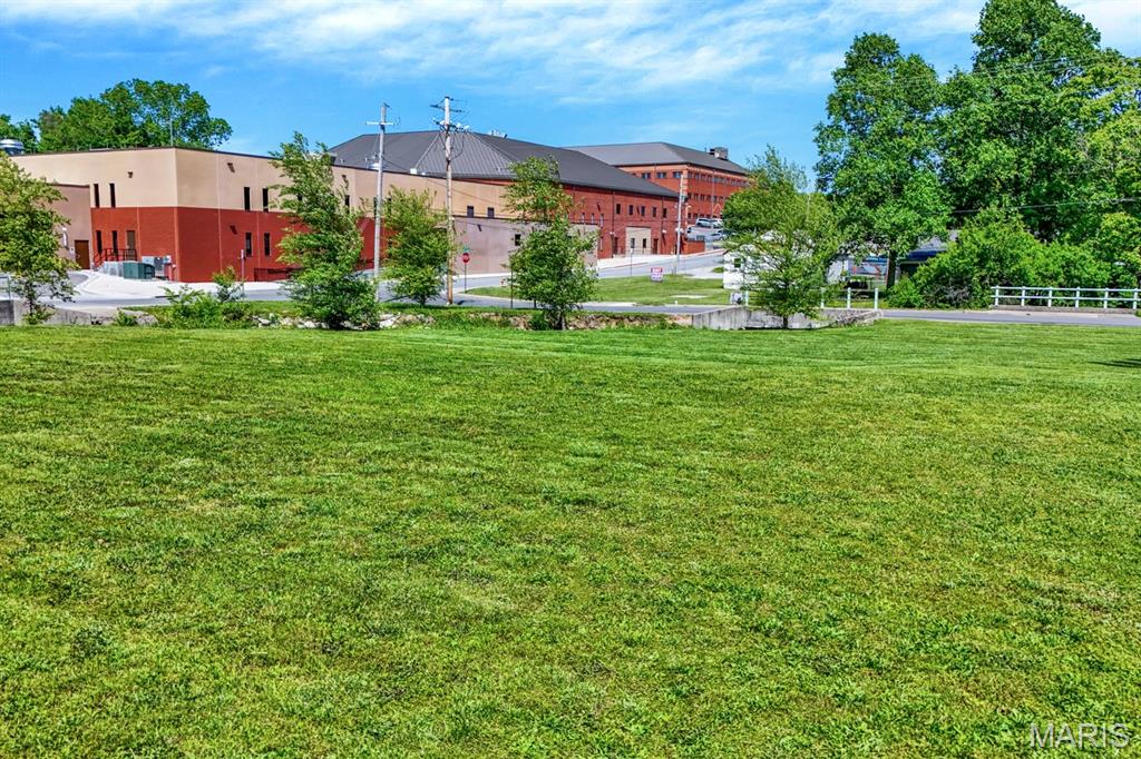 Cowans Add - Commercial Sale