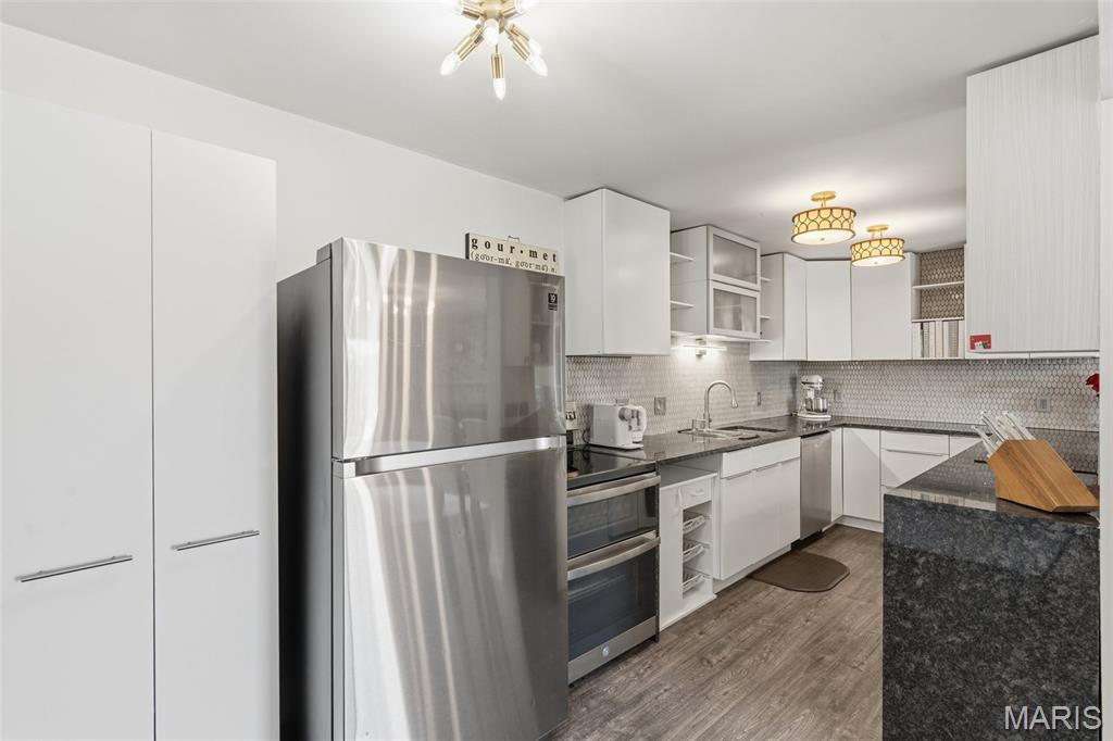 Cross Creek Condo Ph One Area - Residential