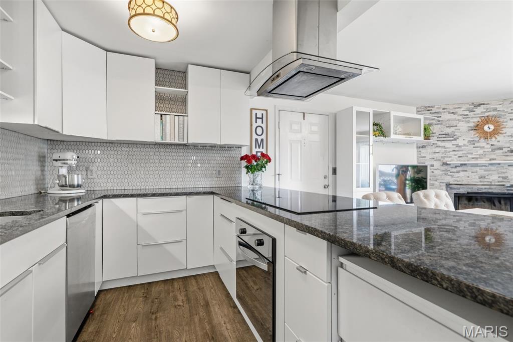 Cross Creek Condo Ph One Area - Residential