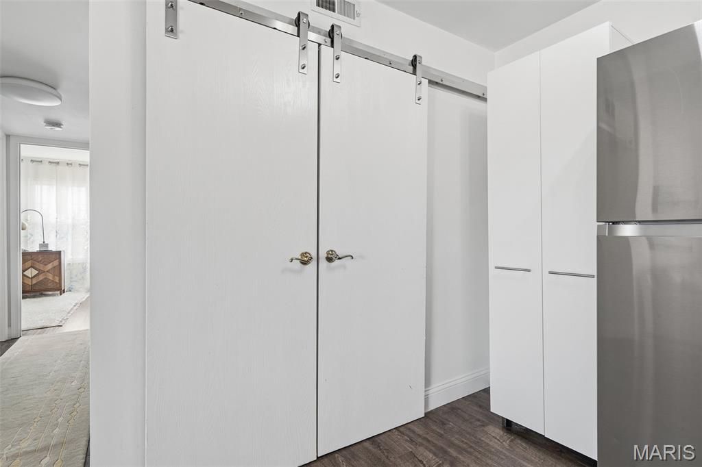 Cross Creek Condo Ph One Area - Residential