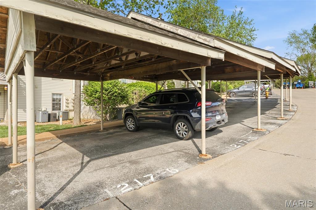 Cross Creek Condo Ph One Area - Residential