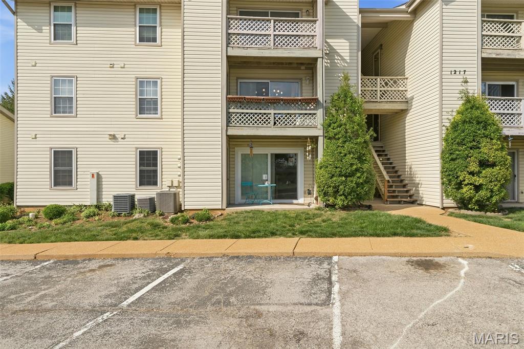 Cross Creek Condo Ph One Area - Residential