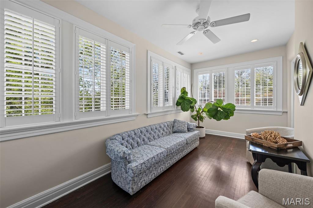 New Helfenstein Park - Residential