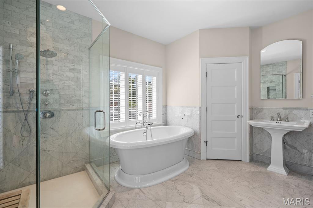 New Helfenstein Park - Residential