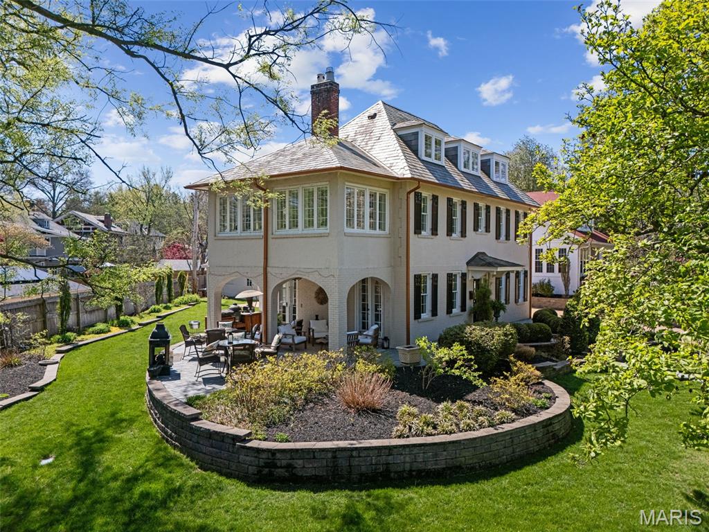 New Helfenstein Park - Residential