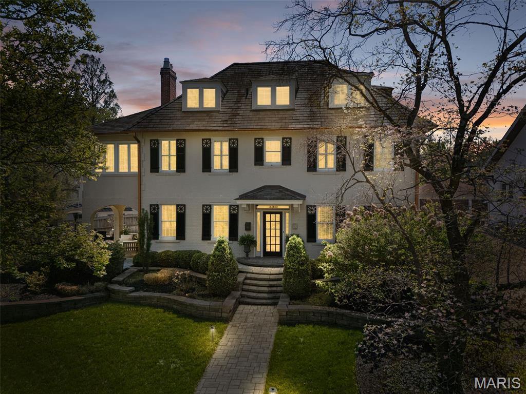 New Helfenstein Park - Residential