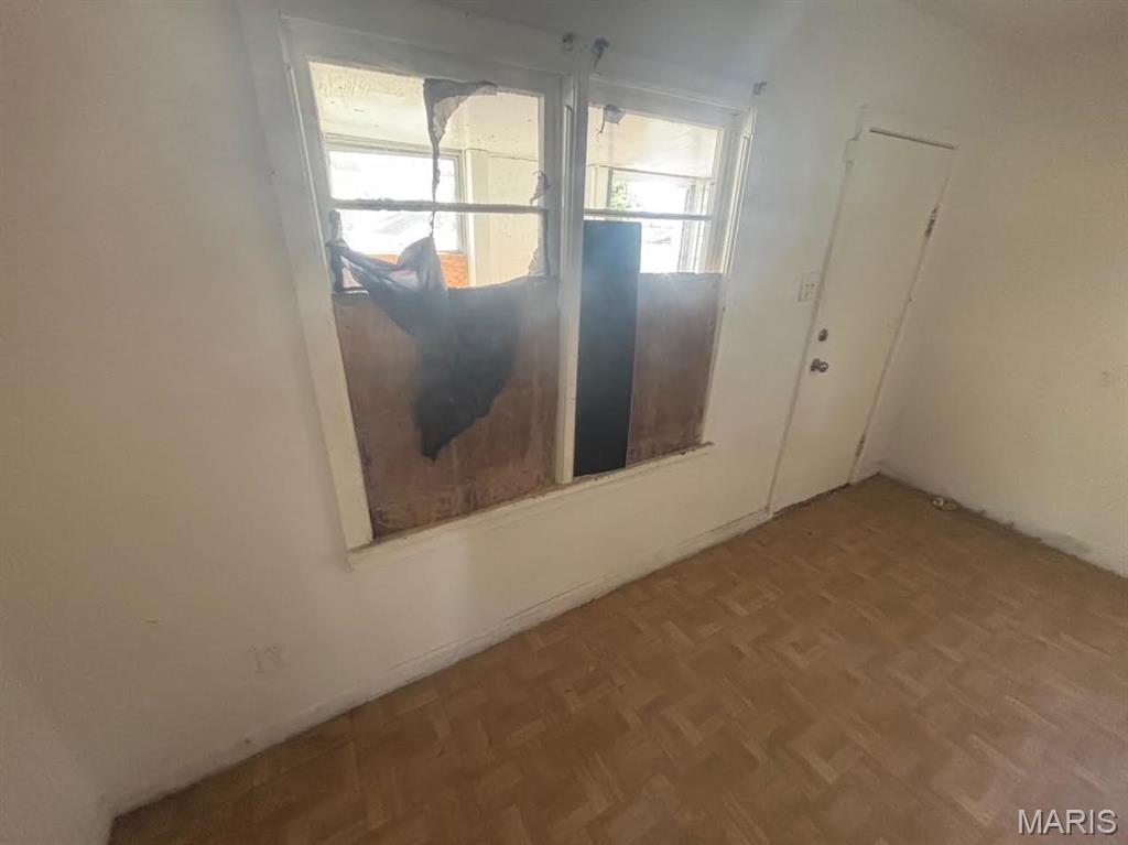 West Walnut Manor - Residential