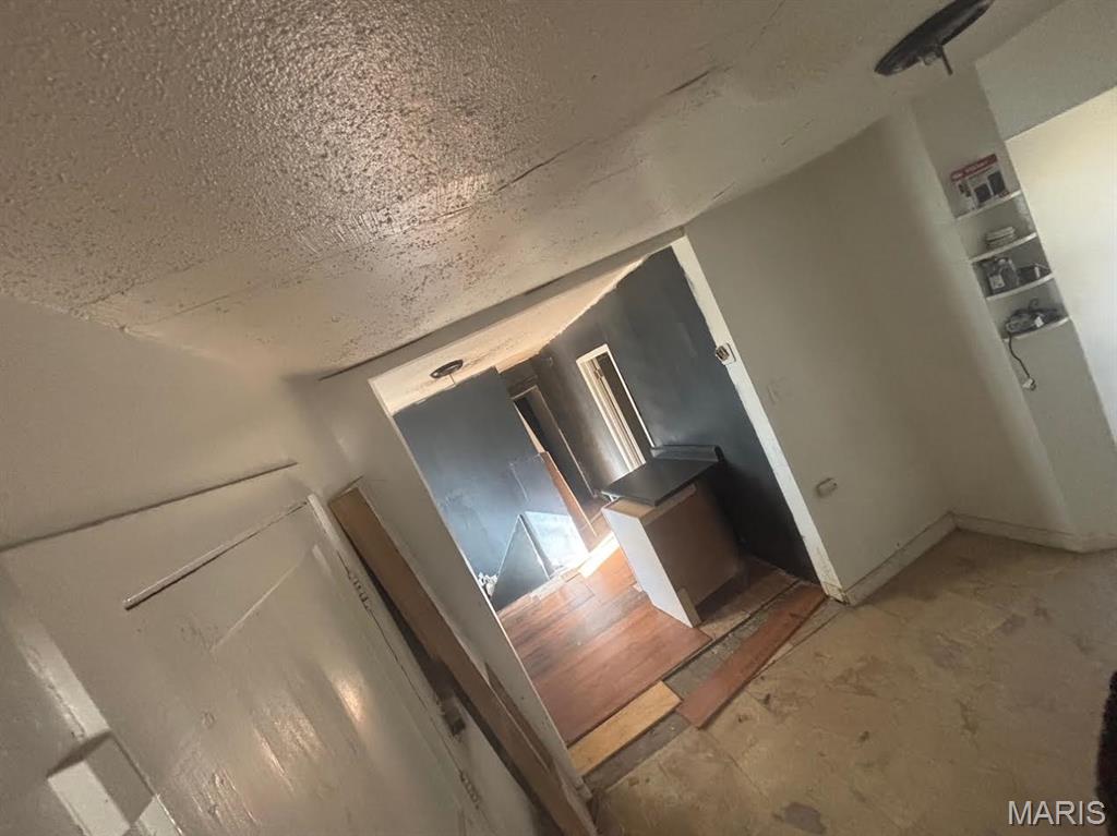 West Walnut Manor - Residential