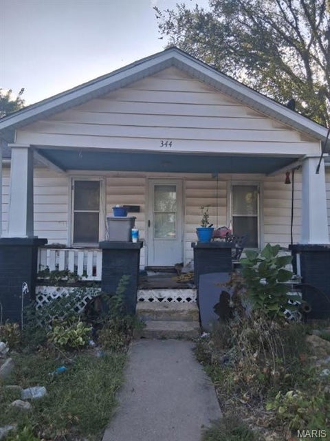 Photo of 344 Mansur Street, Chillicothe, MO 64601 (MLS # 26060604)