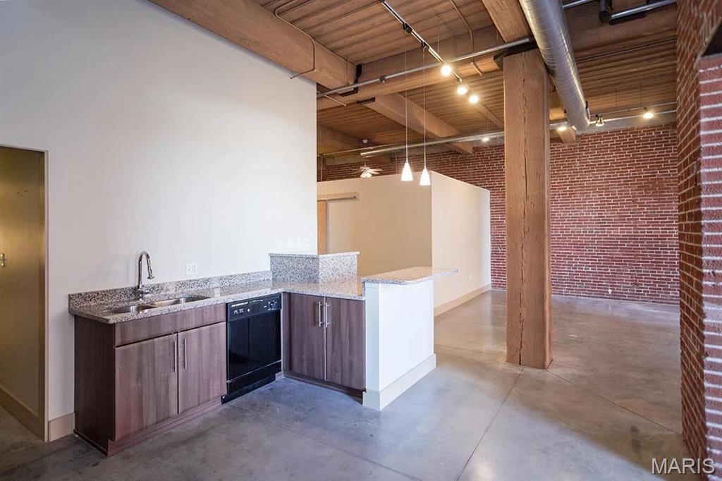 Bogen Lofts - Residential Lease