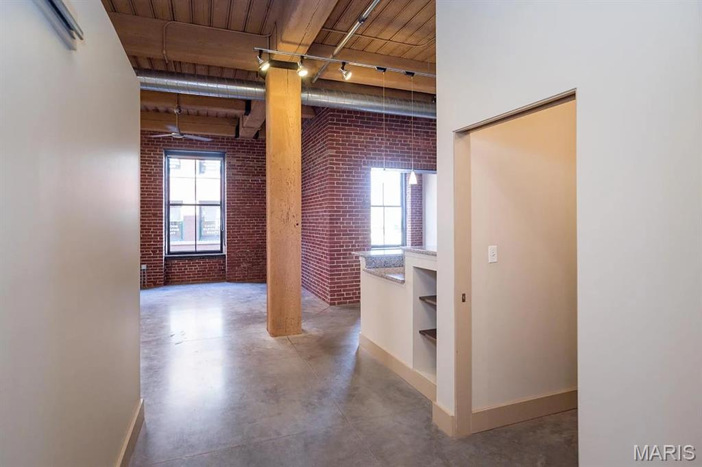 Bogen Lofts - Residential Lease