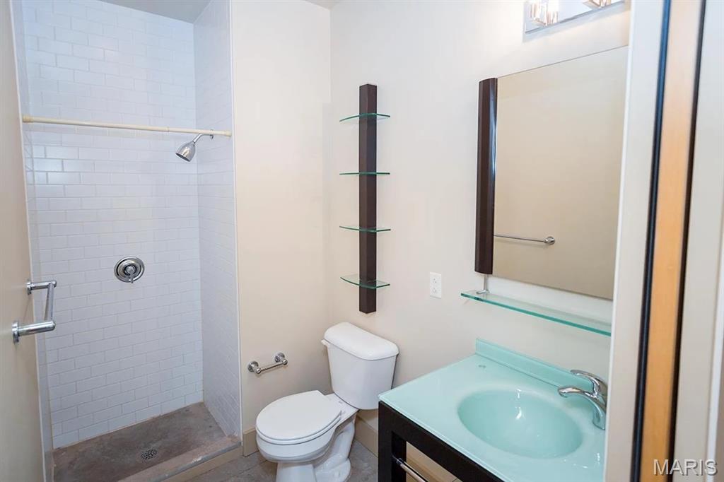 Bogen Lofts - Residential Lease