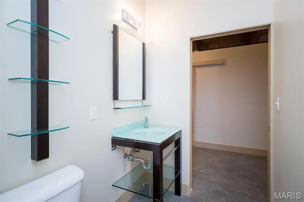 Bogen Lofts - Residential Lease