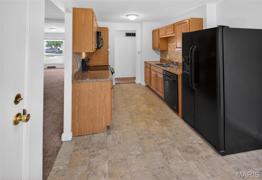 Tuck - Residential