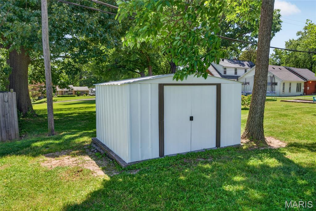 Tuck - Residential