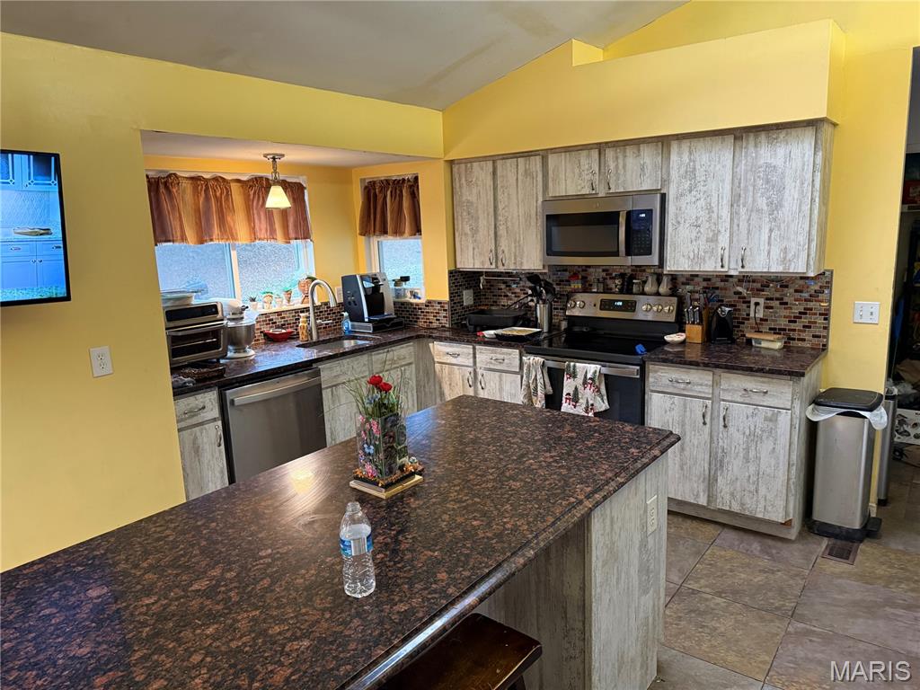 3534 Bostons Farm Drive