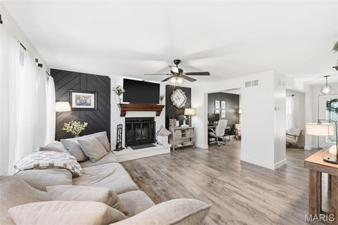 Tiny photo for 19 Cambridge Court, Troy, MO 63379 (MLS # 26013824)