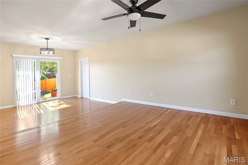4322 Heinle Drive