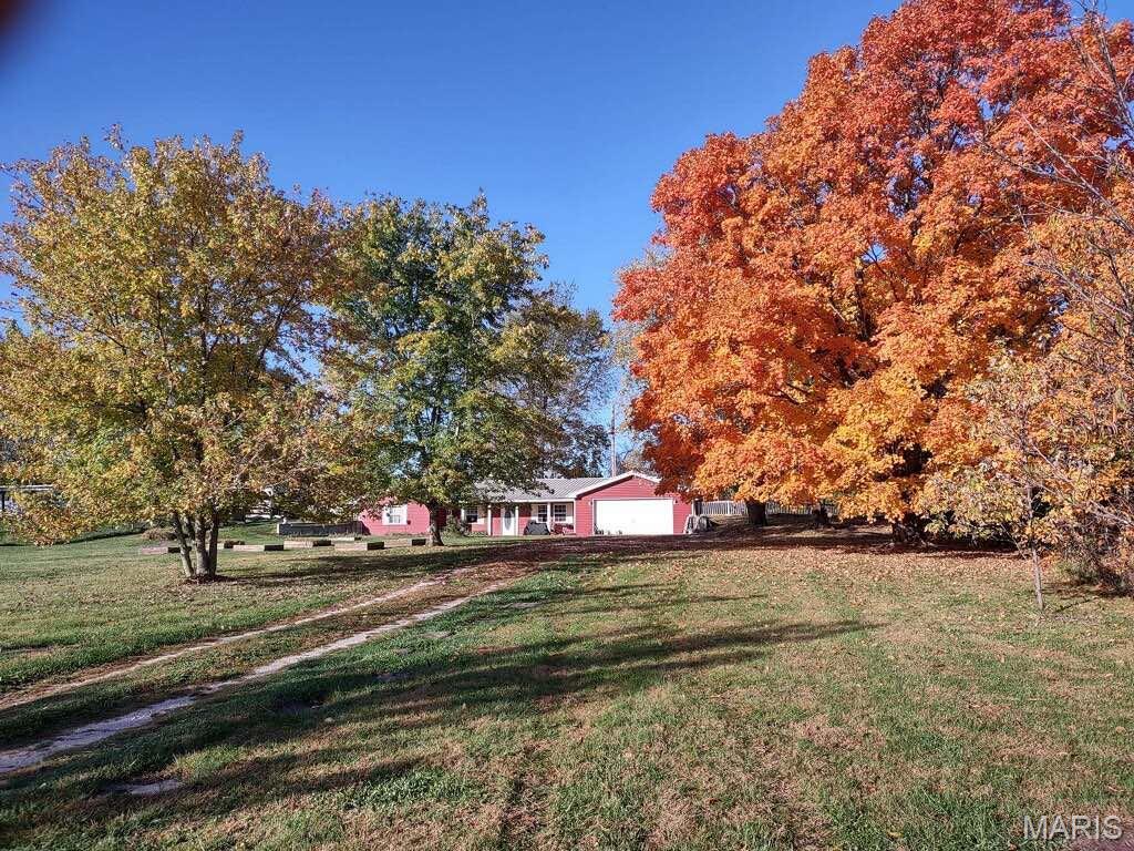 Clarksville, Missouri 63336, United States, 4 Bedrooms Bedrooms, ,2 BathroomsBathrooms,Residential,Active,1991