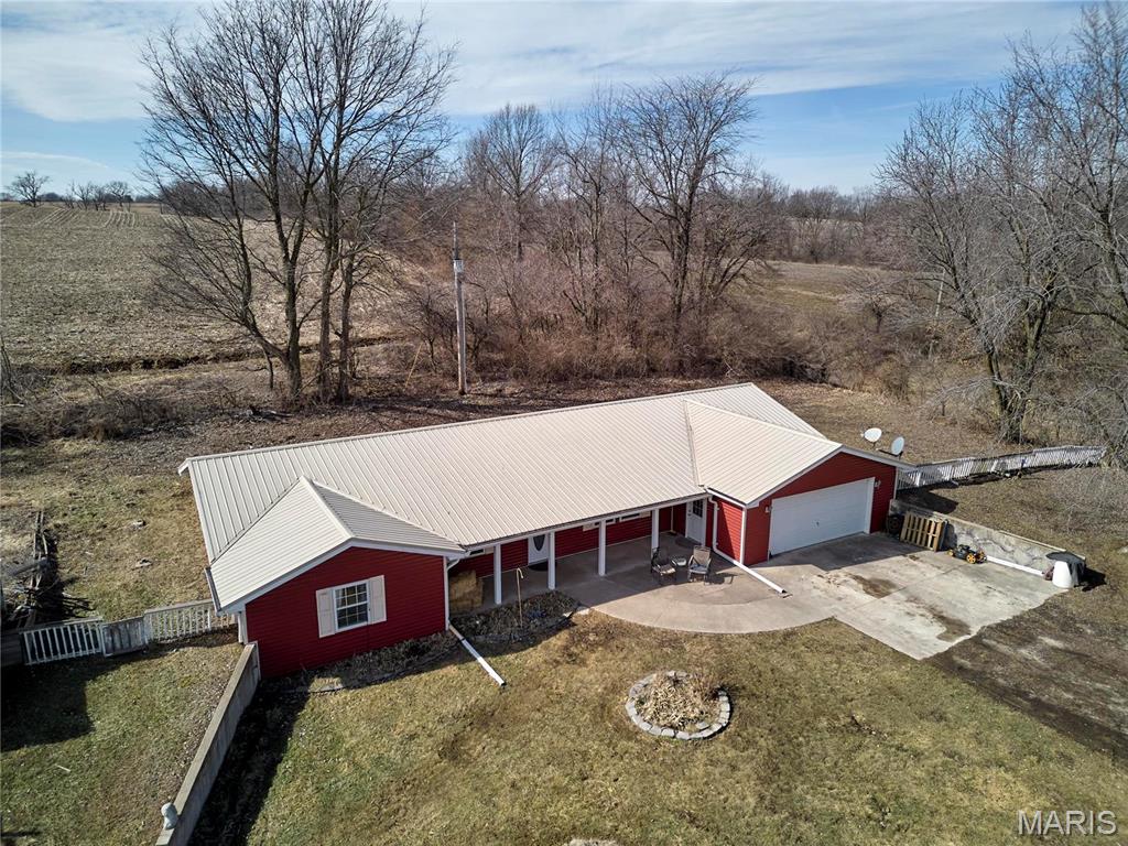 Clarksville, Missouri 63336, United States, 4 Bedrooms Bedrooms, ,2 BathroomsBathrooms,Residential,Active,1991