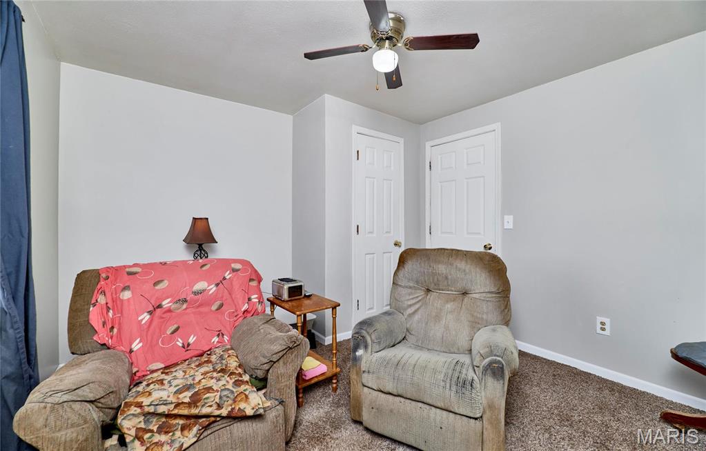 Clarksville, Missouri 63336, United States, 4 Bedrooms Bedrooms, ,2 BathroomsBathrooms,Residential,Active,1991