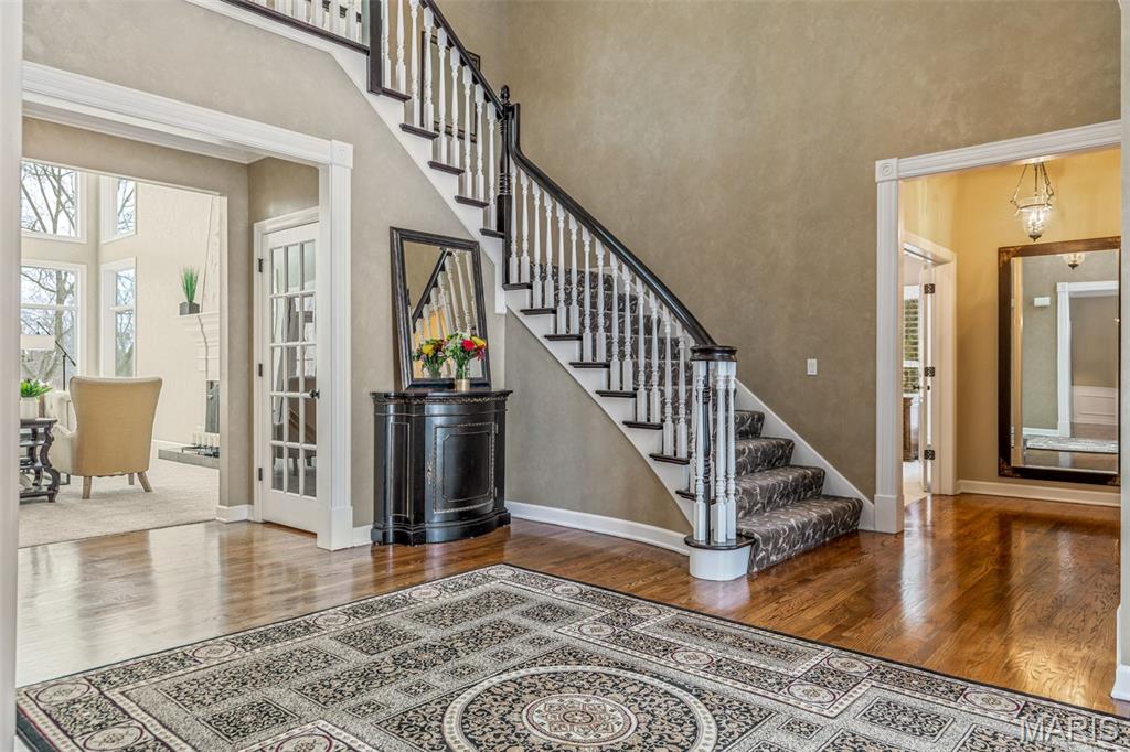 1040 Greystone Manor Parkway