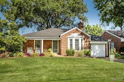 535 Kirkshire Drive Kirkwood MO 63122