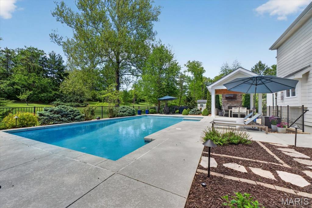 Arboracres - Residential