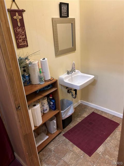 Tiny photo for 405 S 1 Mile Road, Dexter, MO 63841 (MLS # 26026728)