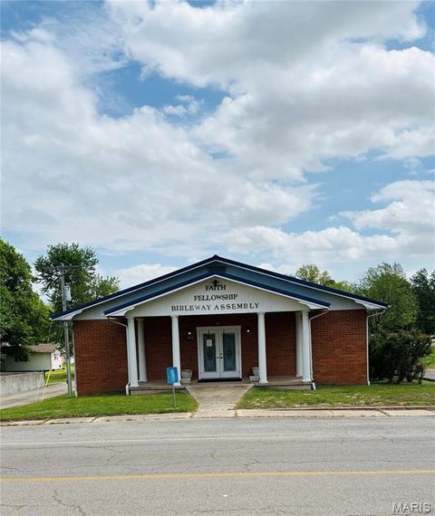 Photo of 405 S 1 Mile Road, Dexter, MO 63841 (MLS # 26026728)