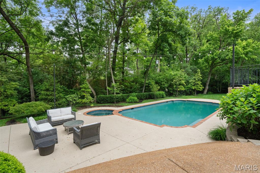 Gouvenor Lane - Residential
